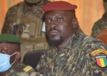 Pourquoi Mamady Doumbouya a envoyé un Général à Macky Sall