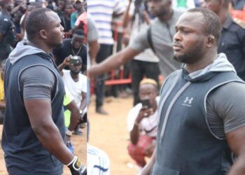 LUTTE : Modou Lo conserve sa couronne devant Boy Niang 2