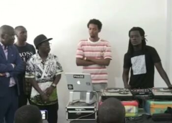 Secteur culturel : Aliou Sow plaide pour la réouverture des salles de cinéma