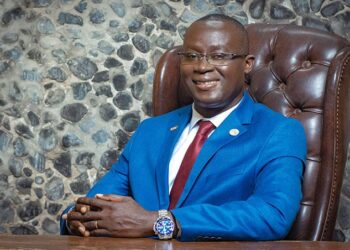 Augustin Senghor fait saisir plus de 34 mille maillots contrefaits de l’équipe nationale