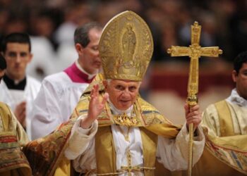 L'ancien Pape Benoît XVI tire sa révérence