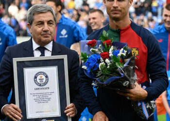 Ronaldo reçoit le certificat Guinness World Records après avoir battu ce record