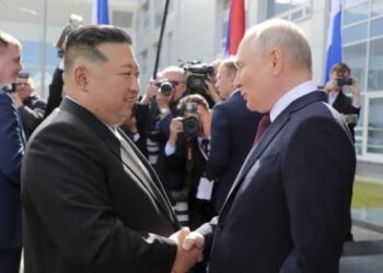 Poutine et Kim se sont offert mutuellement un fusil