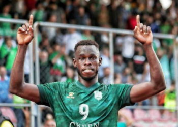 Football asiatique : Un Sénégalais défie Ronaldo pour le titre de meilleur joueur