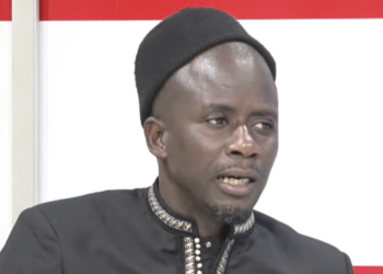 Entrée en politique : Fou Malade se projette