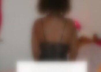 «Je détiens tes vidéos obscènes» : le tailleur piégé par ses menaces sur la femme de l’émigré