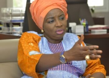 « Deal sur une mine de diamant » : Mimi Touré réclame la mise en place d’une commission d’enquête parlementaire