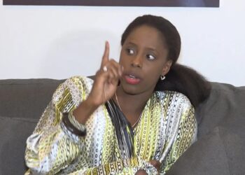 Gabrielle Kane, sous le coup d&rsquo;un mandat d&rsquo;arrêt, réagit