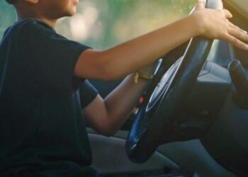 Mbour : Un garçon vole la voiture de sa mère, le confie à son ami qui heurte deux personnes