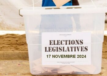 Législatives du 17 novembre : Deux candidats jettent l&rsquo;éponge