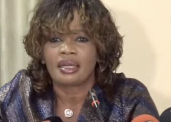 Maïmouna Ndour Faye : « Si l&rsquo;on matraque Aoua Bocar Ly, cela doit être valable pour le comédien Lamine Ndiaye… »