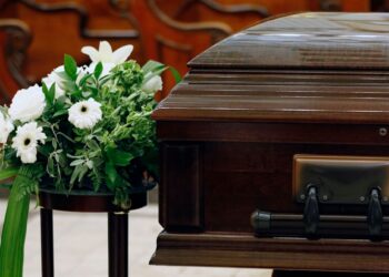 Ouganda: Un homme déclaré mort réapparaît vivant quelques heures après son enterrement